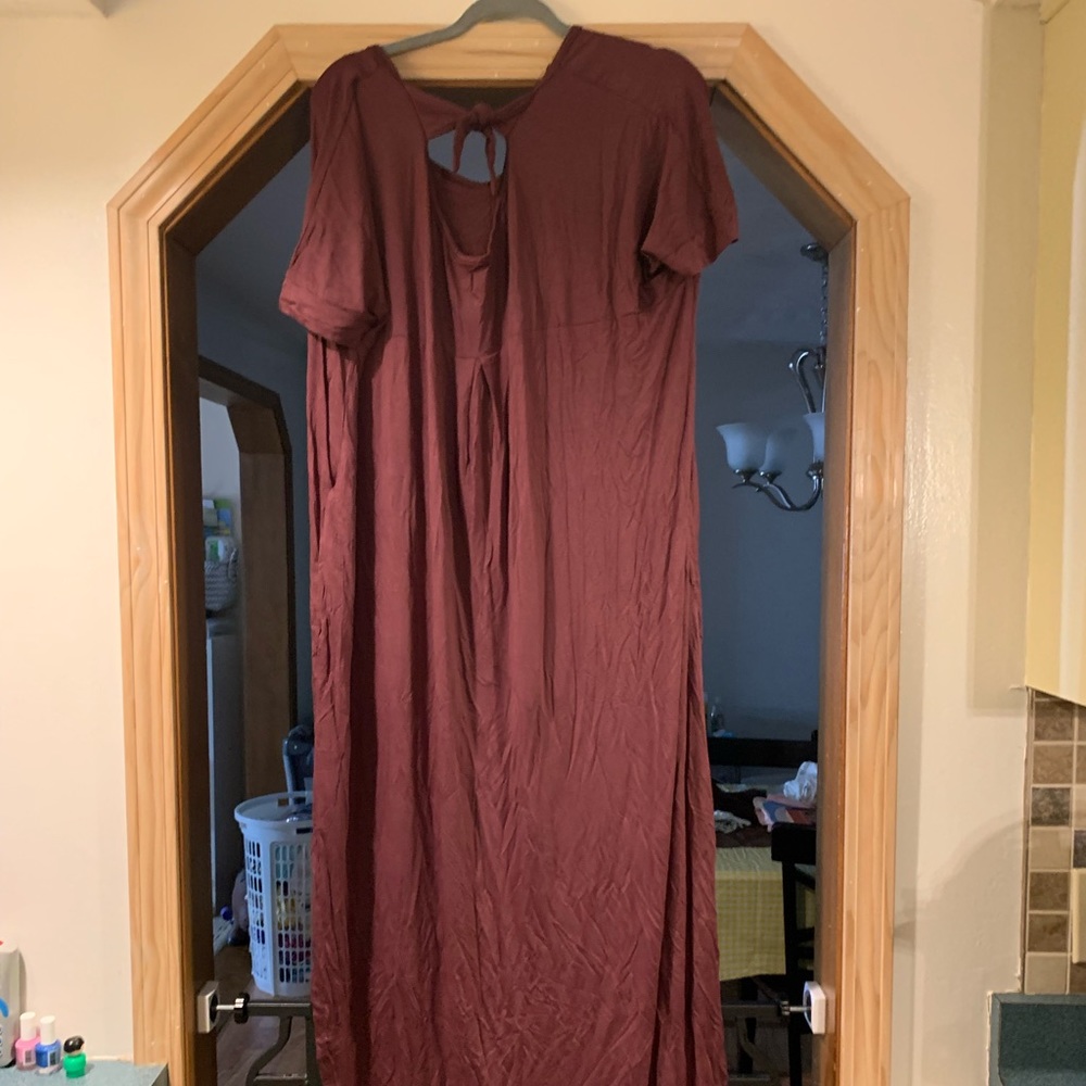 New With Tags - Latched Mama Dolman Nursing Maxi - XL/1X / Wine